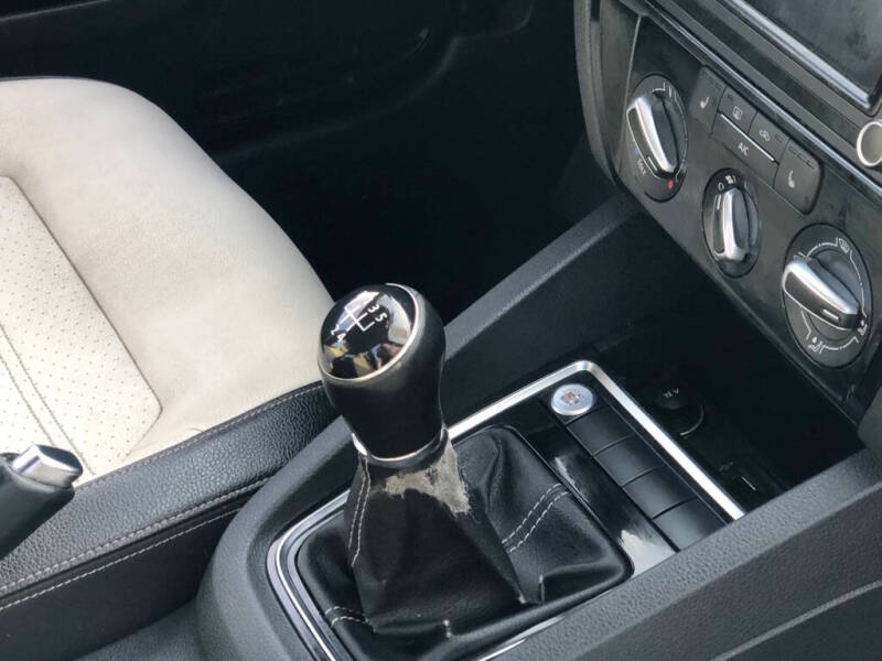 2016 Volkswagen Jetta 1.8T Sport