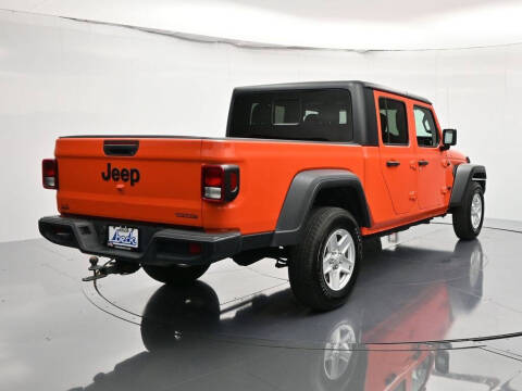 2020 Jeep Gladiator Sport