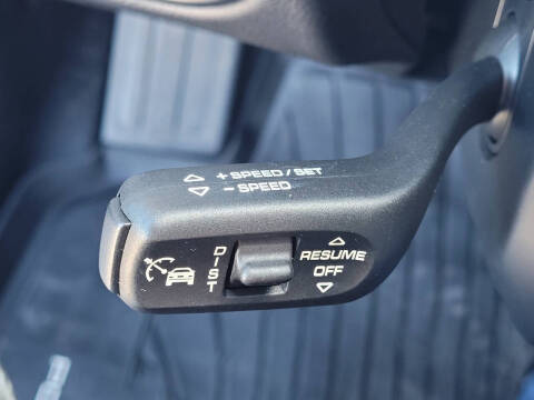 2020 Porsche Macan S