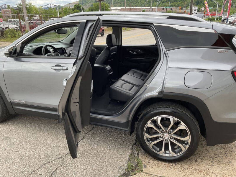 2020 GMC Terrain SLT