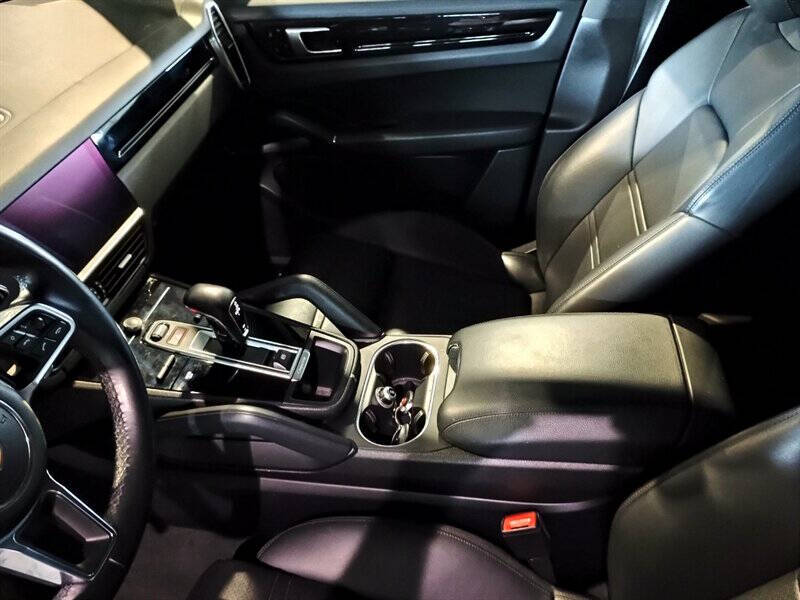 2019 Porsche Cayenne 34