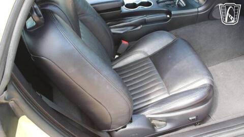 2005 Ford Thunderbird