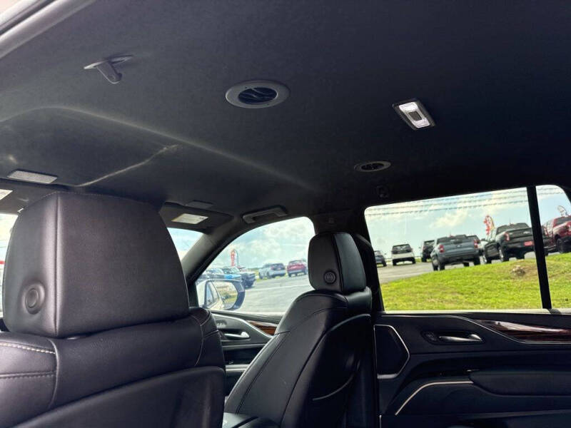 2021 Cadillac Escalade Luxury