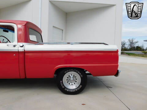 1965 Ford F-100