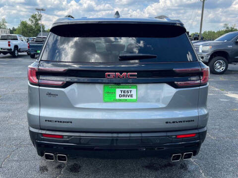 2025 GMC Acadia Elevation
