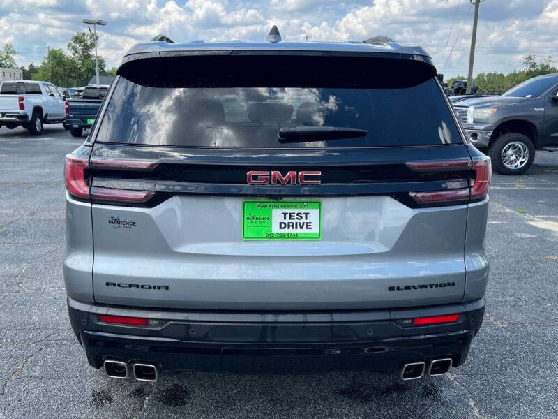 2025 GMC Acadia Elevation