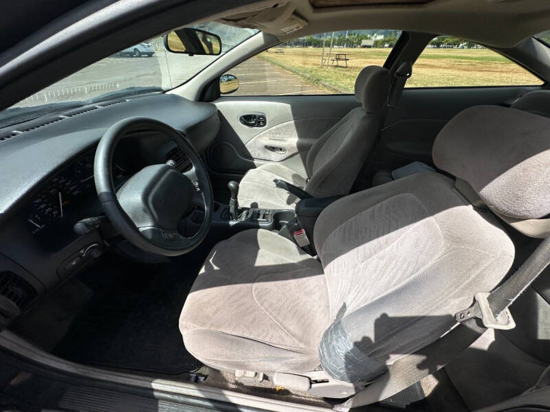 2001 Saturn S-Series SC2