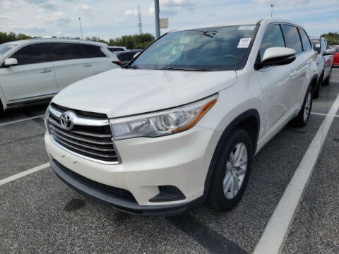 2016 Toyota Highlander for sale at Arlington Motors DMV Car Store in Woodbridge VA