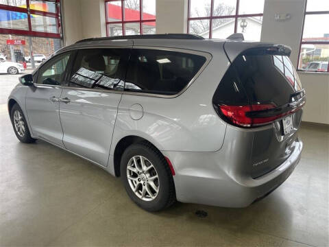 2021 Chrysler Pacifica Touring