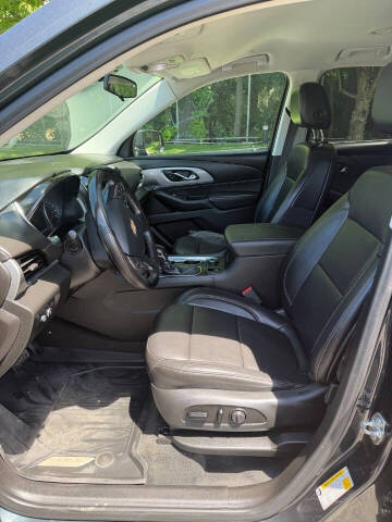 2021 Chevrolet Traverse LT Leather