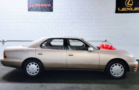 1996 Lexus LS 400
