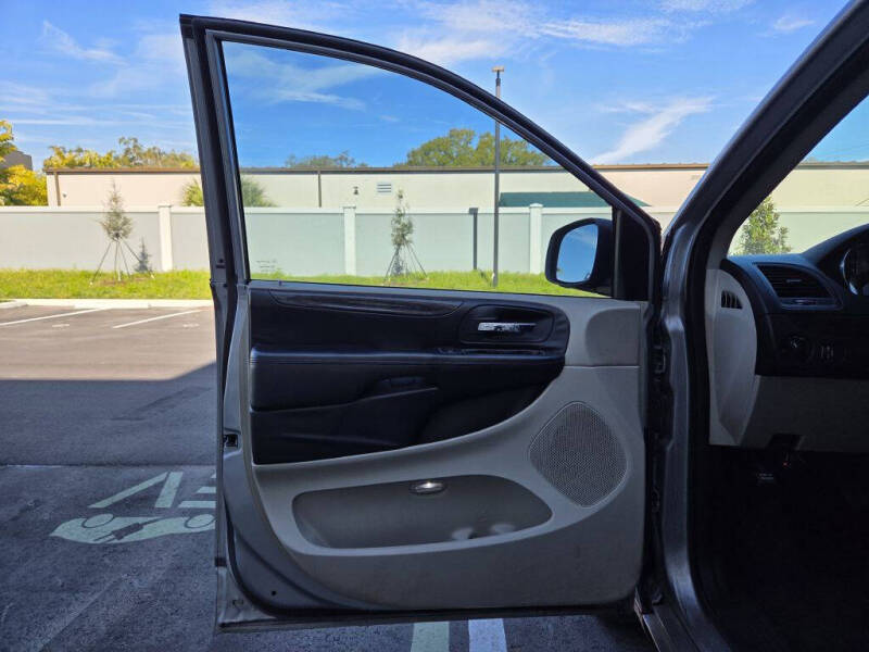 2014 Dodge Grand Caravan SXT
