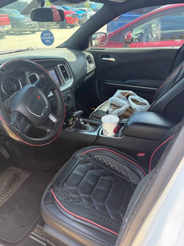2019 Dodge Charger SXT