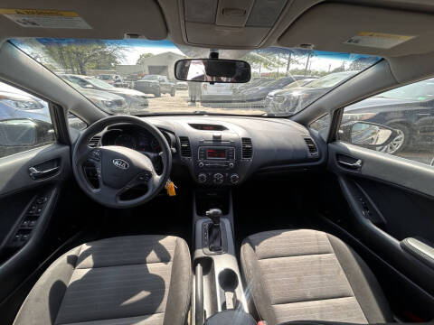 2016 Kia Forte5 LX