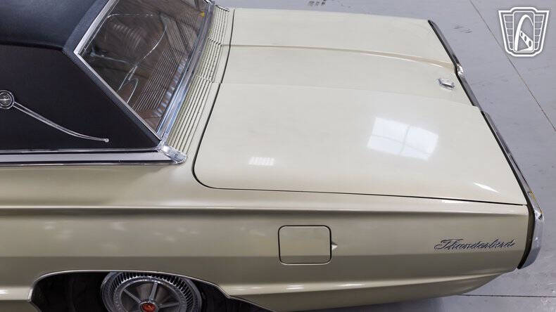 1966 Ford Thunderbird