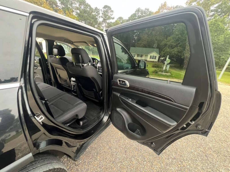 2012 Jeep Grand Cherokee Laredo