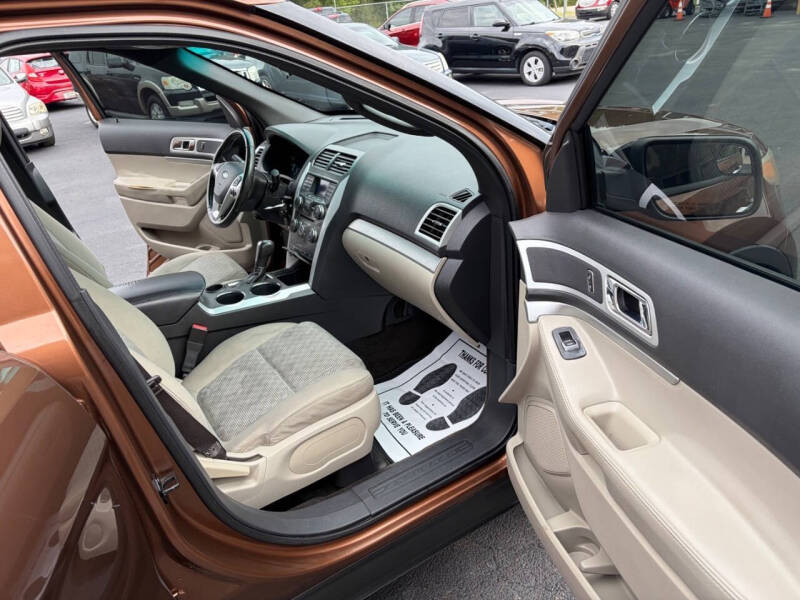 2012 Ford Explorer XLT