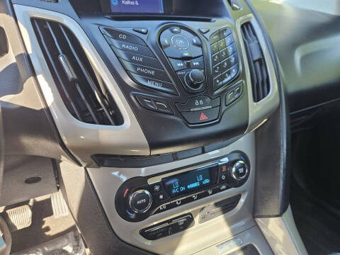 2012 Ford Focus SEL