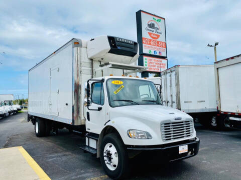 2012 Freightliner M2 106