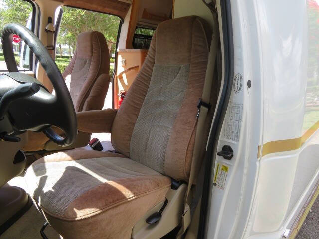 2006 Ford E-Series E-350 SD