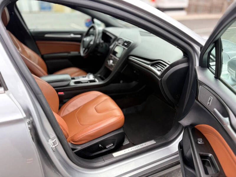 2020 Ford Fusion Titanium