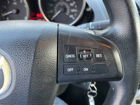 2011 Mazda MAZDA3 i Touring