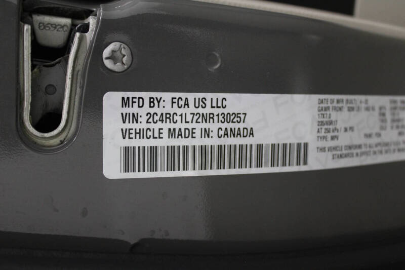 2022 Chrysler Pacifica Hybrid Touring L