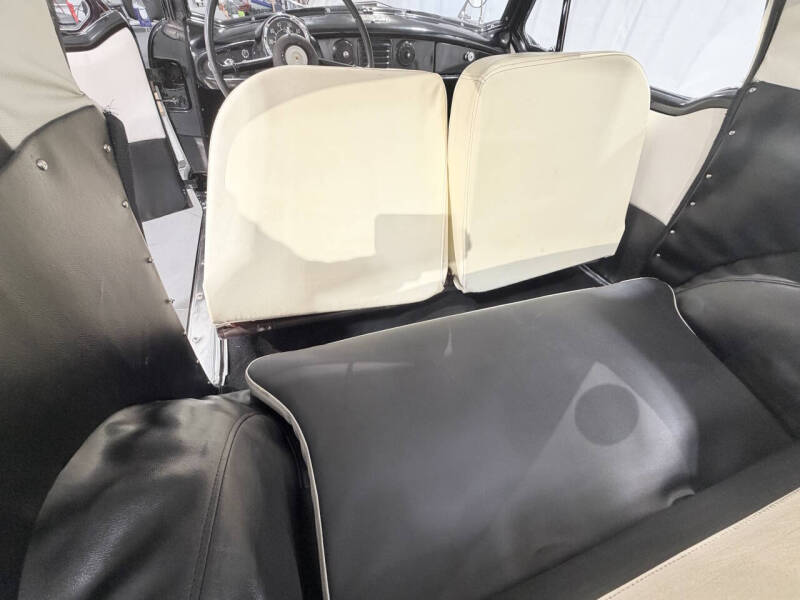 1960 Nash Metropolitan