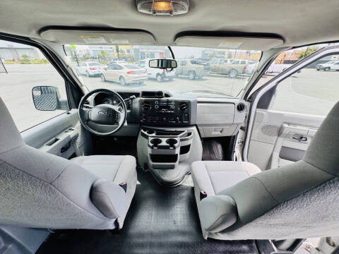 2013 Ford E-Series E-350 SD XL