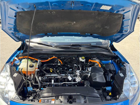 2020 Ford Escape Hybrid Titanium