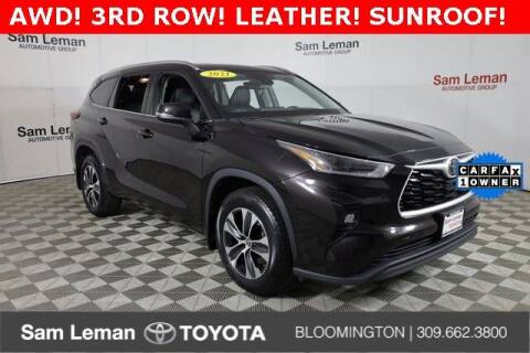 2021 Toyota Highlander for sale at Sam Leman Toyota Bloomington in Bloomington IL