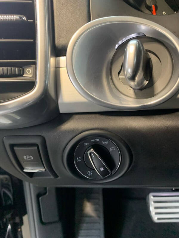 2017 Porsche Cayenne Turbo