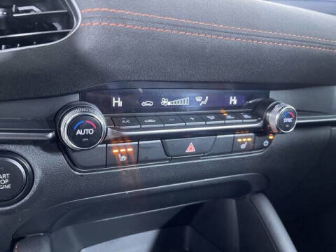 2024 Mazda Mazda3 Hatchback 2.5 Carbon Turbo