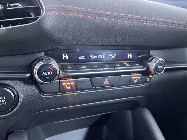 2024 Mazda Mazda3 Hatchback 2.5 Carbon Turbo