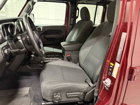 2022 Jeep Gladiator Willys