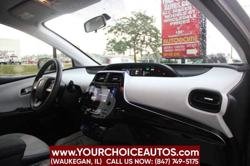 2016 Toyota Prius Two