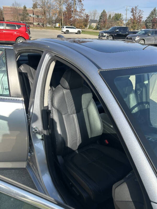 2019 Honda Insight Touring