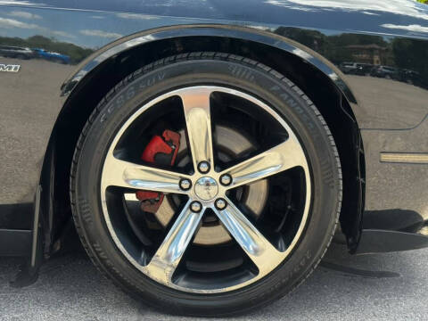 2015 Dodge Challenger R/T Shaker