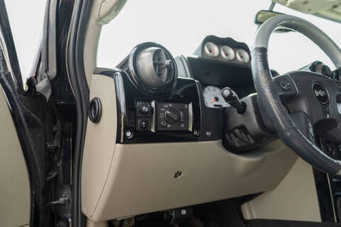 2004 HUMMER H2