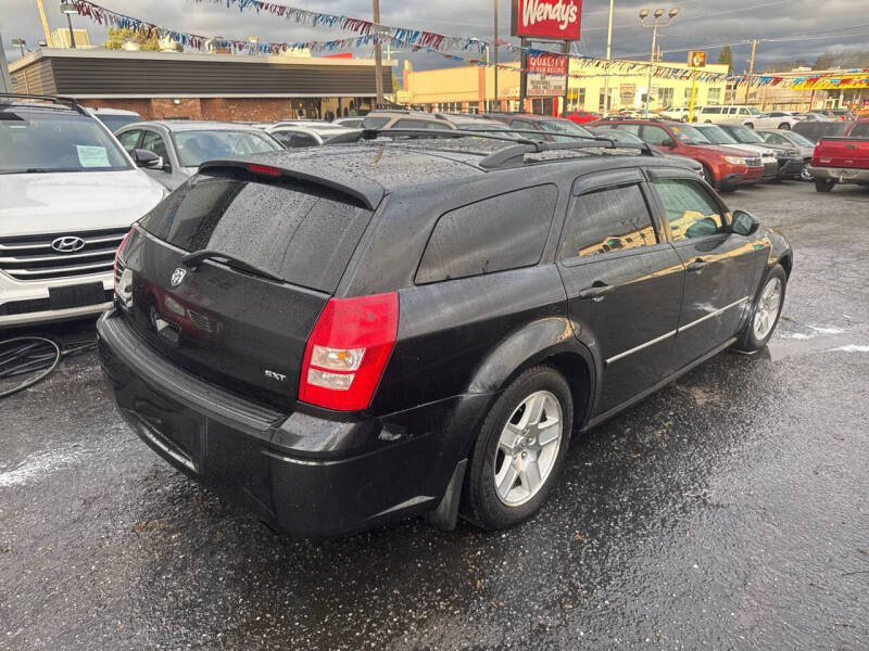 2005 Dodge Magnum SXT
