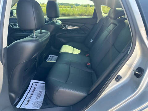 2015 Infiniti Q70 3.7