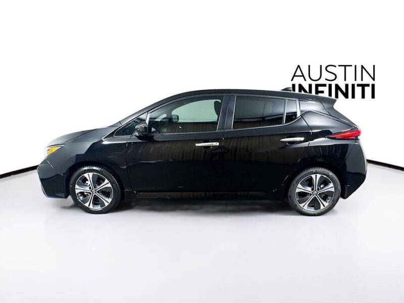 2022 Nissan LEAF SV PLUS