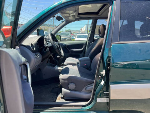 2002 Toyota RAV4