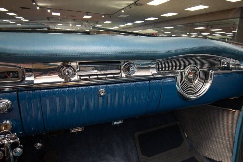 1954 Oldsmobile Starfire