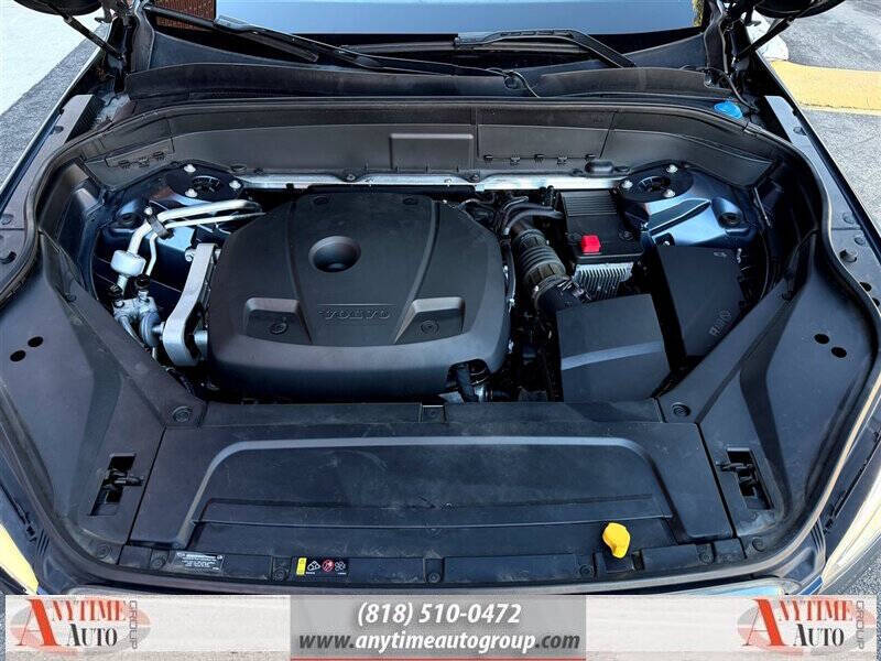 2018 Volvo XC90 T6 Momentum