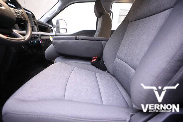 2026 Ford F-350 Super Duty XL