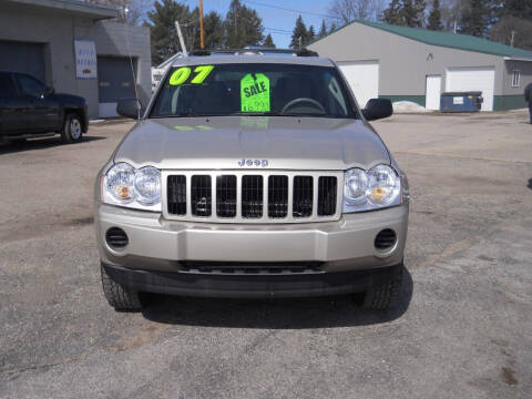 2007 Jeep Grand Cherokee for sale at Shaw Motor Sales in Kalkaska MI