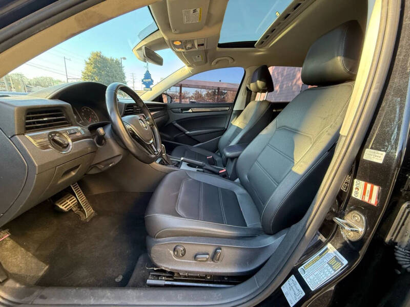 2020 Volkswagen Passat R-Line