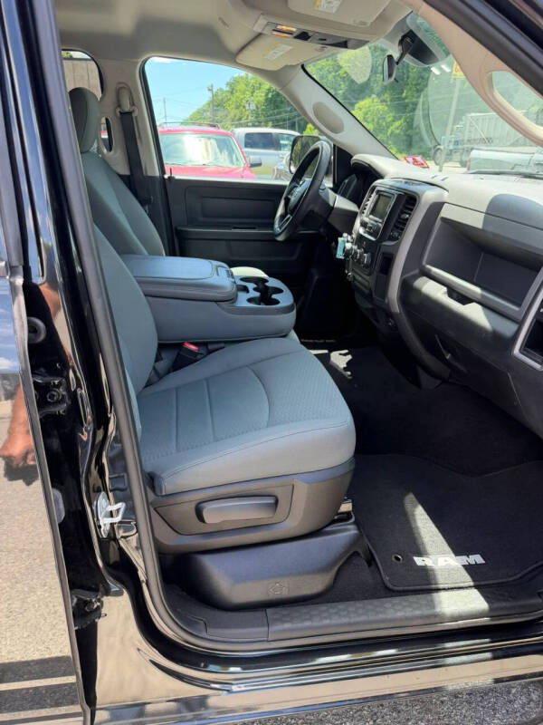 2017 RAM 1500 Express