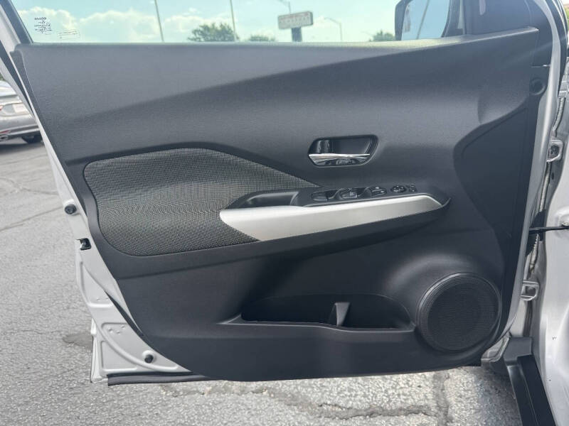 2019 Nissan Kicks SV